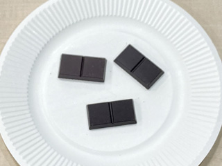 いろいろなカカオ濃度のチョコレートを、ひとつずつ順番に食べてみよう。